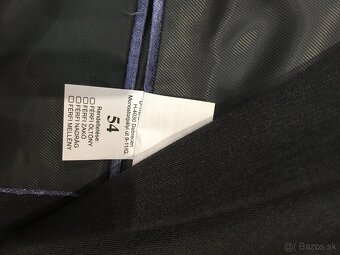 Predám pánsky oblek - 2