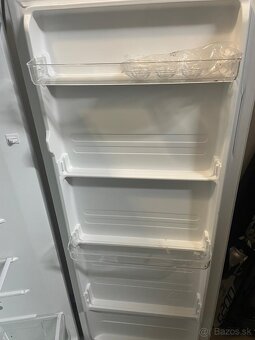 Predám voľne stojacu chladničku CANDY - 2