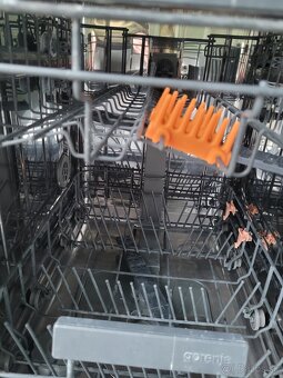 Darujem umývačku riadu - 2