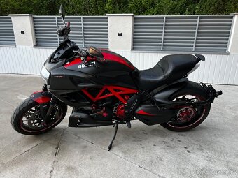 Ducati Diavel 1200 - 2