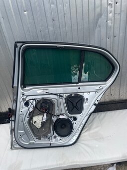 Dvere škoda Superb 2 Octavia 2 - 2