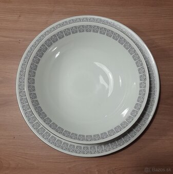 retro misa s podnosom - 2