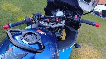 Suzuki GSX650 FA - 2