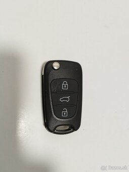 Predám obal kľúča na kia ceed - 2