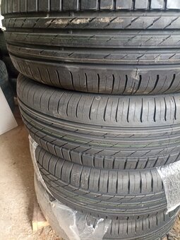 225/60 r18 - 2