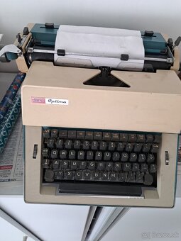 pisaci stroj - 2