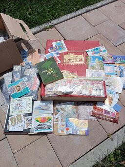 Album,,, veľká zbierka známok. - 2
