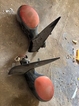 Predám spätné zrkadla Peugeot 206 - 2