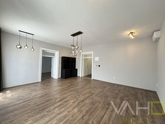 NA PRENÁJOM 5 kancelárskych miestností 200 m² + 24 m² terasa - 2