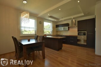 Na predaj moderný rodinný dom v Dvoranoch nad Nitrou - 2