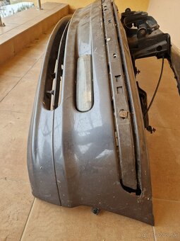 Prevodovka a Nárazníka so stenou chladiča E46 - 2