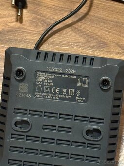 Nabijacka Bosch GAL 18V-20 - 2