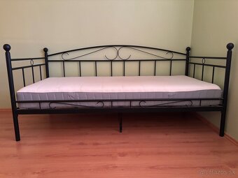 Kovaná posteľ s matracom - 2