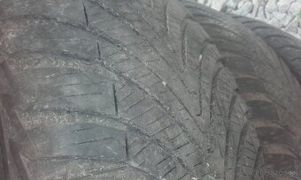 225/55/17  celoročne Kumho - 2