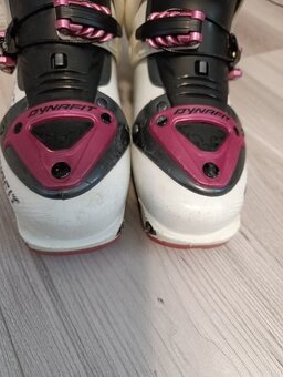 Dynafit tlt6 vel.24.5/38 - 2