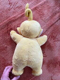 Teletubbies Lala plyšová hračka - 2