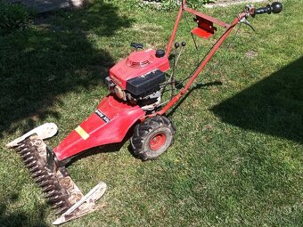 Listova kosačka Honda - Jičin - 2