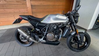 Husqvarna 701 Vitpilen - 2