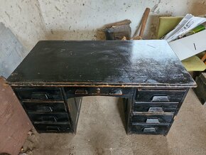 Drevený písací stôl - 2