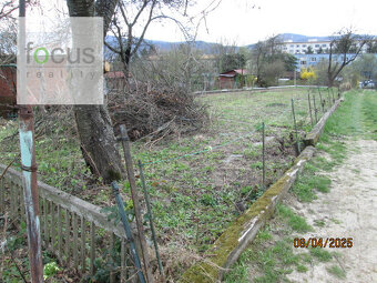 Predám vysporiadanú záhradku na Hlinách - Zl. potok - 2