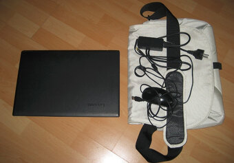 LENOVO V110 15IAP (display 15,6") - 2