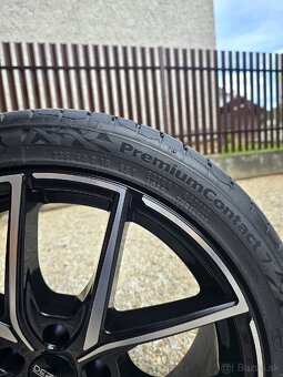 Letné Continental 235/40 R18 top stav - 2