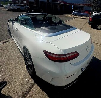 Predám Mercedes-E-cabrio - 2