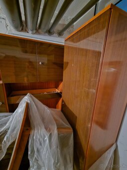 obyvackova stena v super stave - 2