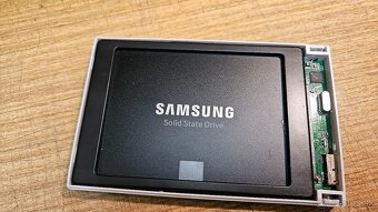 HDD WD 2.5" PATA IDE 250GB, samsung 250Gb v boxe - 2