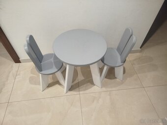 Detský stôl a stoličky zajko - 2