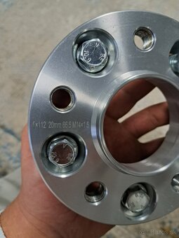 Predám rozširovacie podložky - 2