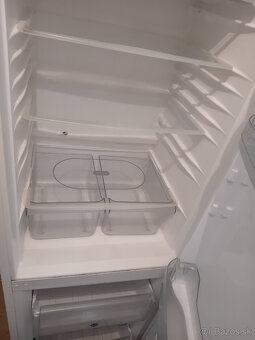 Predam chladnicku s mraznickou WHIRPOOL - 2