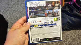 PS4 hra Fifa 21 - 2