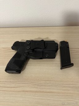 Mossberg MC2c OR 9x19mm luger - 2