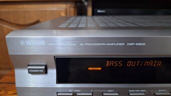 Yamaha DSP-E800 - 2
