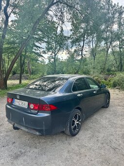 Honda Accord - 2
