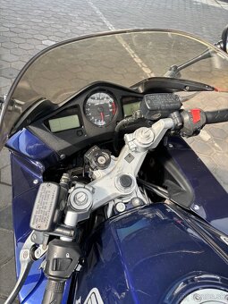 HONDA VFR 800 - 2