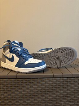 Air Jordan 1 Retro High OG - 2