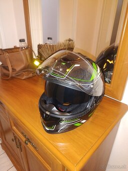 Moto prilba - 2
