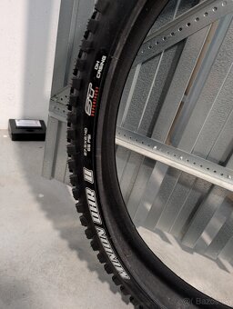 Plášť MAXXIS Minion DHR II 27.5x2.40 drôt DH ST42a - 2