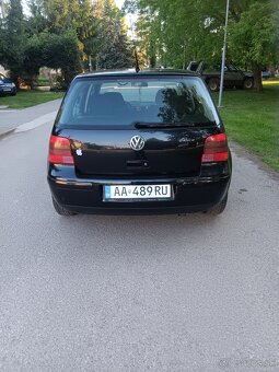 Predám Volkswagen Golf 1.6 Benzim 77 KW - 2