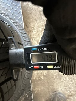 Letné pneu 2ks 145/65R15?viem aj prezuť - 2