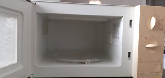 Mikrovlnka Samsung - 2