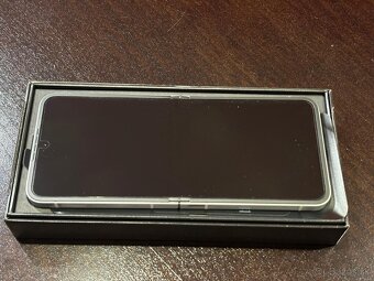 Samsung Galaxy Z Flip 6 256GB Silver Shadow - 2