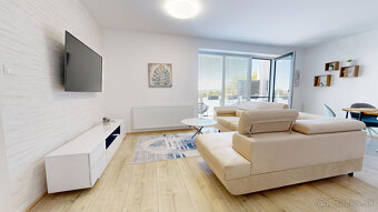 Na predaj: výnimočný 2-izbový byt s loggiou a nadštandardnou - 2