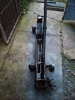 Predám  dielenské zdvihák - 2