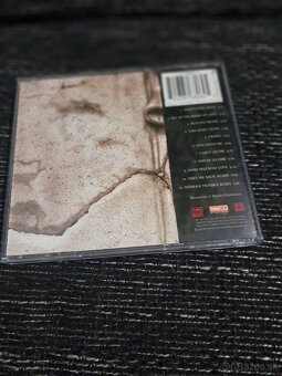 Whutesnake-Restles heart - 2