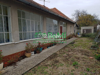 Predaj starší rodinný dom Vráble, NR (107-12-ERF) - 2