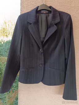 3 kombinácia - nohavice, sukňa, sako 38 - 2