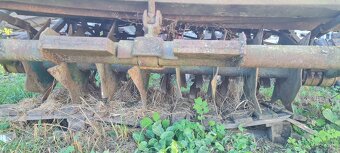 Predam sekciu hrudorezov - 2